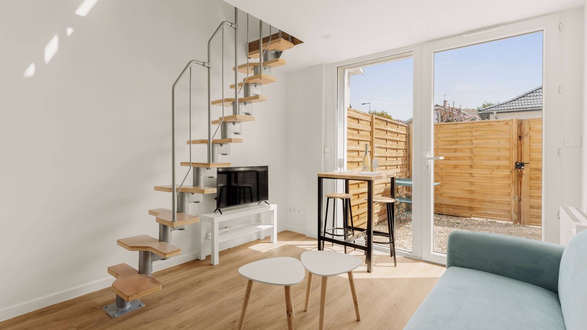 Decines-Charpieu Apartment | L'Ecrin Lumière