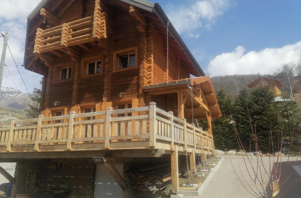 Allos Ski Chalet | L'Edelweiss