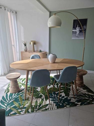 Saint-Tropez City Centre Apartment | L ' EDEN