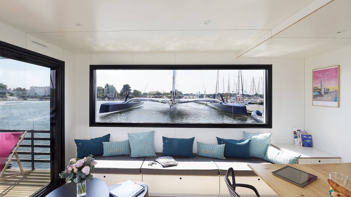 Kerroch Boat Rental | L'endroit, Lodge Boat