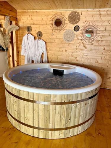 Venizel Ski Chalet | L'Enseigne -Location de 2 chalets privatifs avec Spa