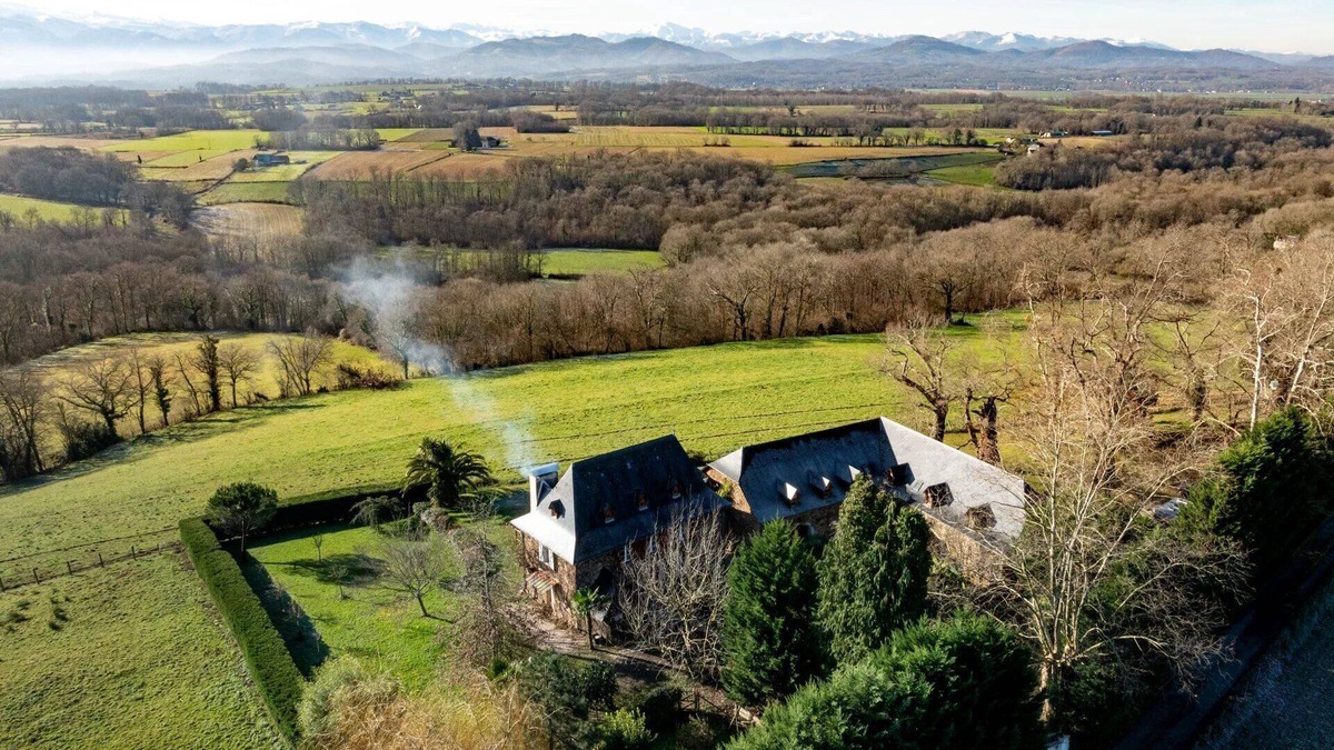 Saucede Bed & Breakfast | L'ensemble de la Ferme Bourdasse Pour 10 Personnes