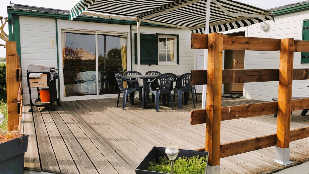 Brem Sur Mer House | L'Evasion - Mobil Home - Heated pools
