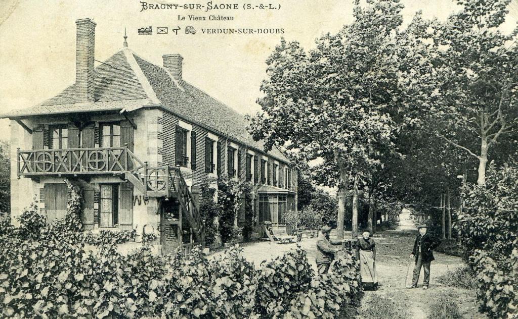 Bragny-sur-Saone House | L'evidence
