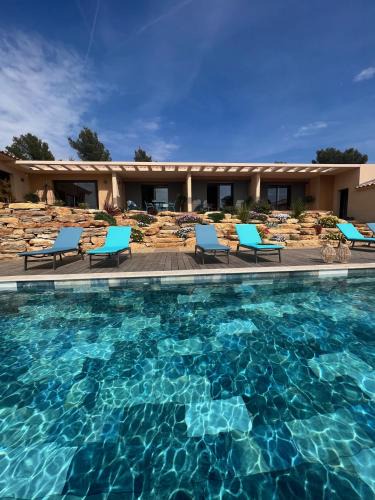 La Cadiere-d'Azur Bed & Breakfast | L' Inattendu, entre terre et mer !