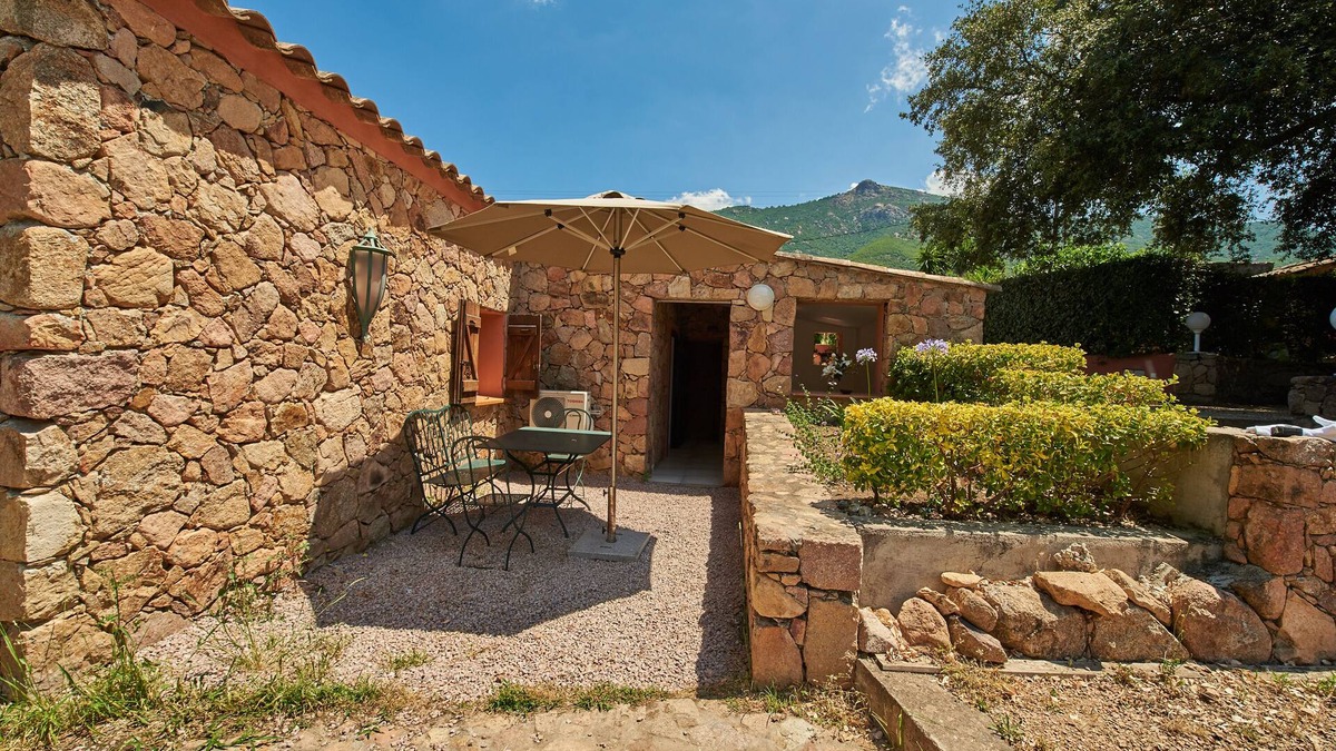 Sarrola-Carcopino House | L'Olivier house with swimming pool for 4/6 people
