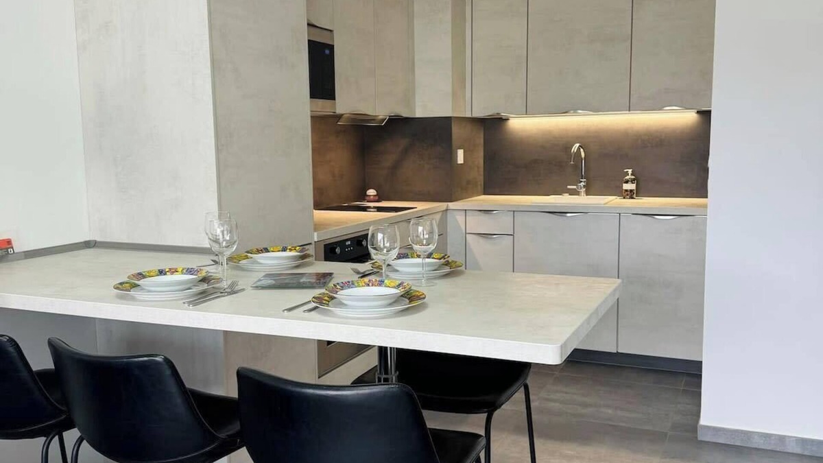 Le Bourget-du-Lac Apartment | L'orée du lac/tout confort 3*/garage privatif