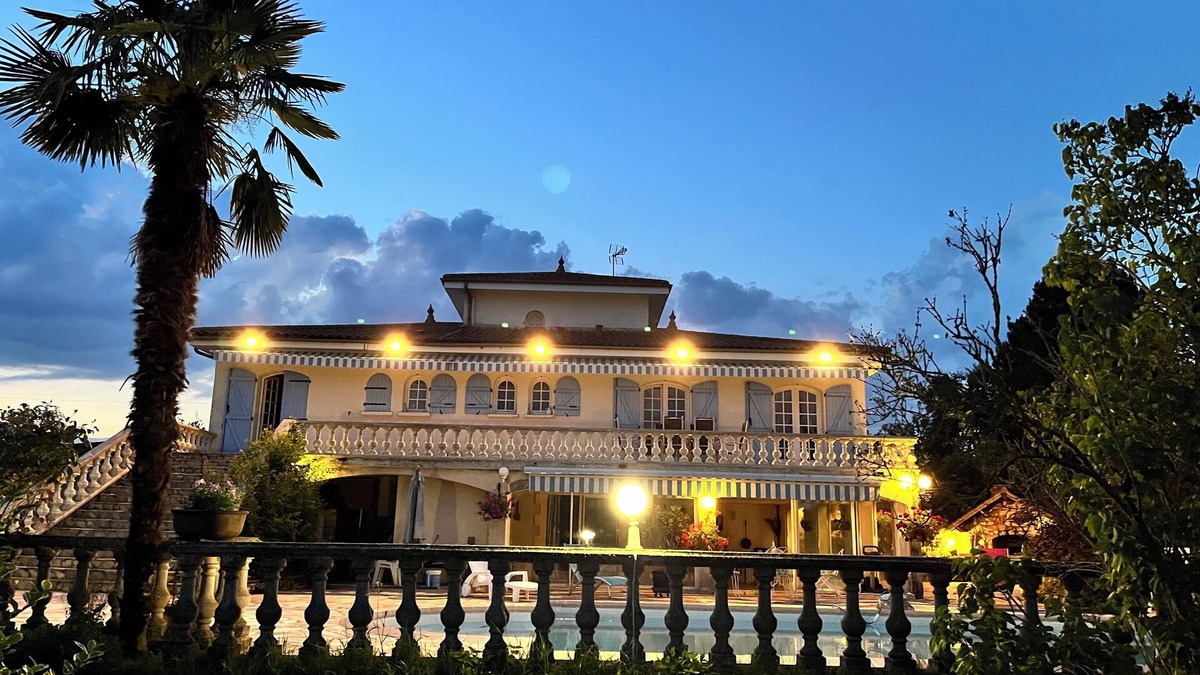 Mazirat Bed & Breakfast | L'ouche de Solange" bed and breakfast