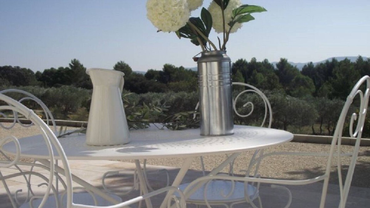Puget Apartment | L'Oustau des Oliviers, the Olivier gite