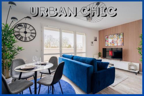 Pyramides Apartment | L Urban Chic - Wifi - Terrasse - Parking - 4p - RER - Paris - A6 - Orly
