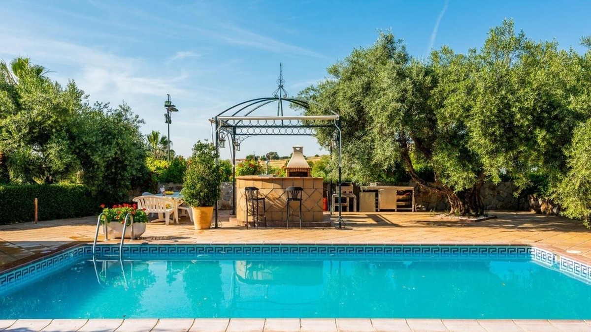 Villamartin Villa | La Algazara Villamartín by Ruralidays