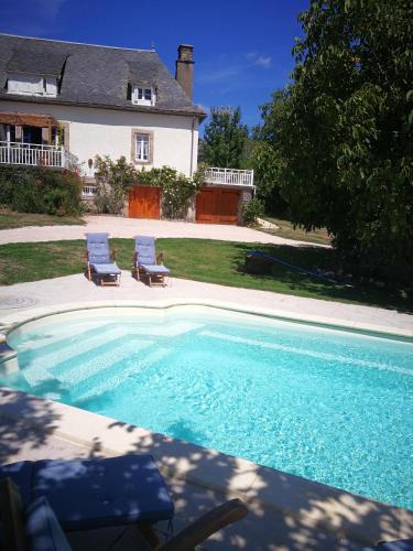 Barriac-les-Bosquets Apartment | La appartement des rosiers