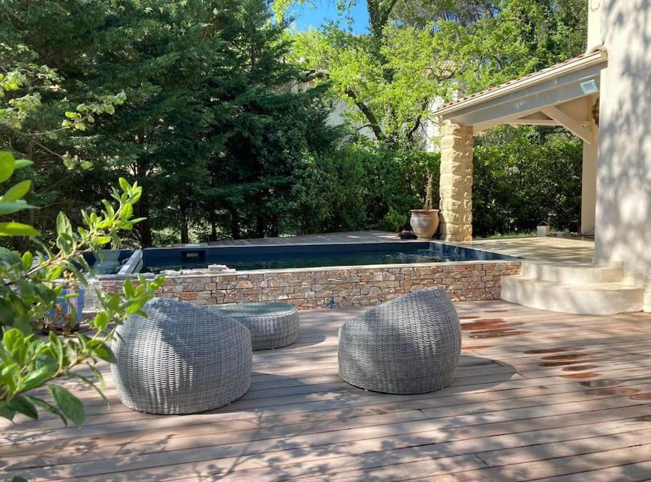 Laudun Villa | La Balouvière Villa entre Cévennes et Provence