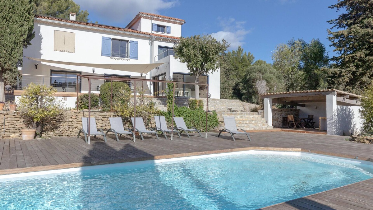 Saint-Cyr-sur-Mer Villa | La Bastide D'eau, Exceptionnel Classée 5 , Piscine, Proche Mer, 14 Couchages,