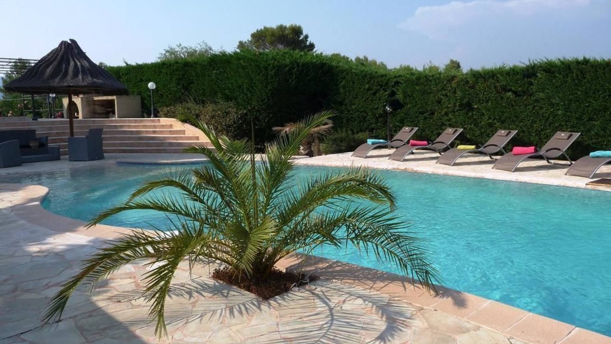 Draguignan Bed & Breakfast | La Bastide des Selves