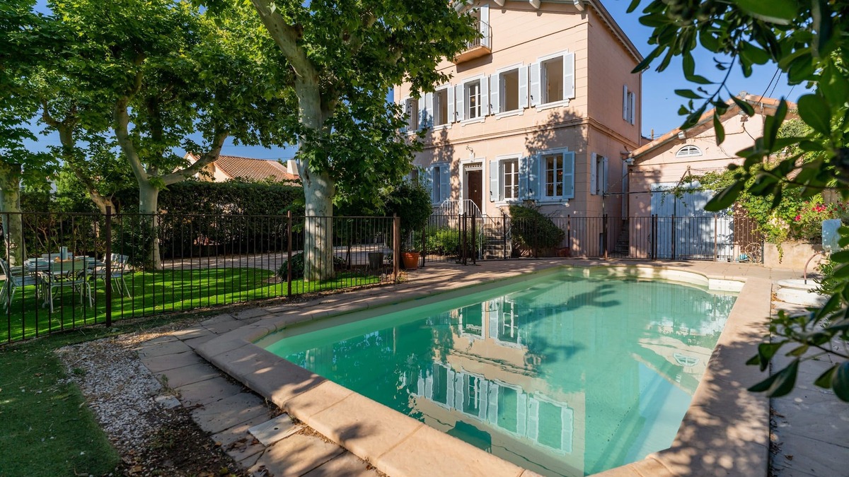 Montolivet House | La Bastidonne - Votre Havre Provençal à Marseille