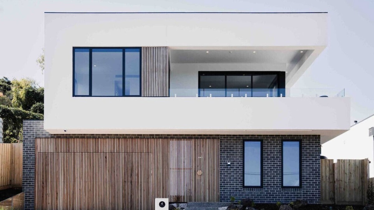 Ocean Grove House | La Bella-Sleeps 9, Ping Pong, Cinema, Wood Fire