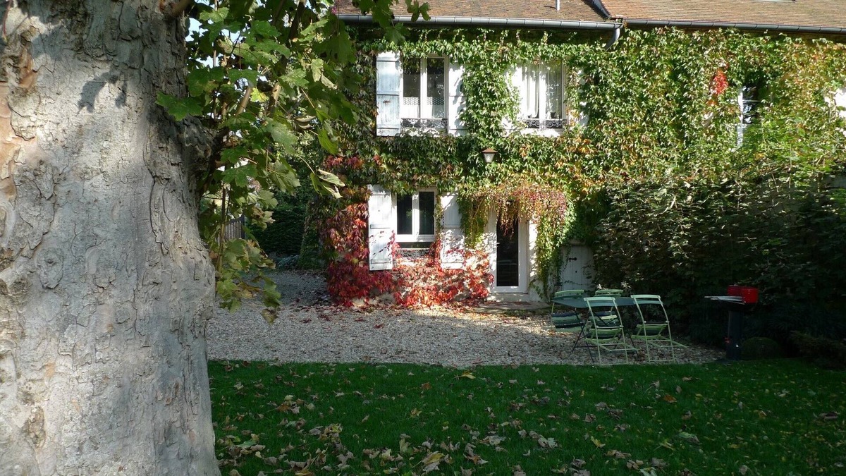 Quincy-Voisins Cottage | La Bergerie House A 10 Mn from Disneyland, easy access to the Portes De Paris