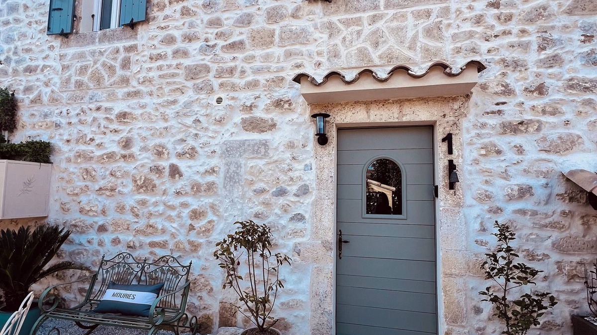 Mouries House | La Bohème 1 Mouries Centre, au Coeur des Alpilles : Cosy T2 Avec Jardin