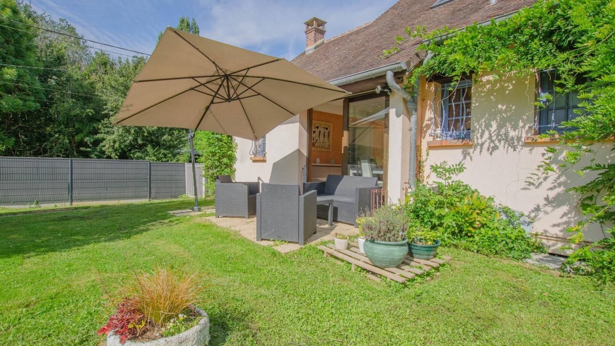 La Vendue-Mignot House | La Bonne Franquette - LA Vendue Mignot