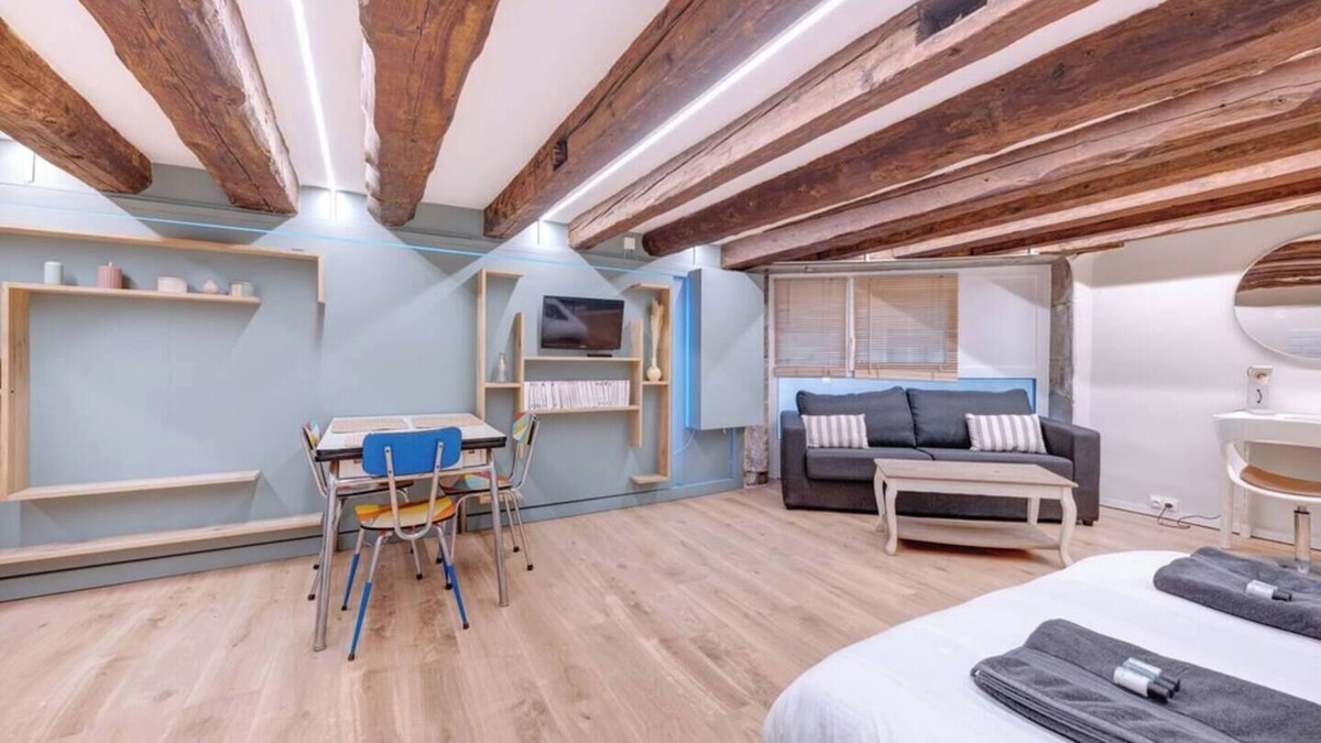 Bellecour - Hotel Dieu Apartment | La Cabane Bellecour, ideal location for teleworking