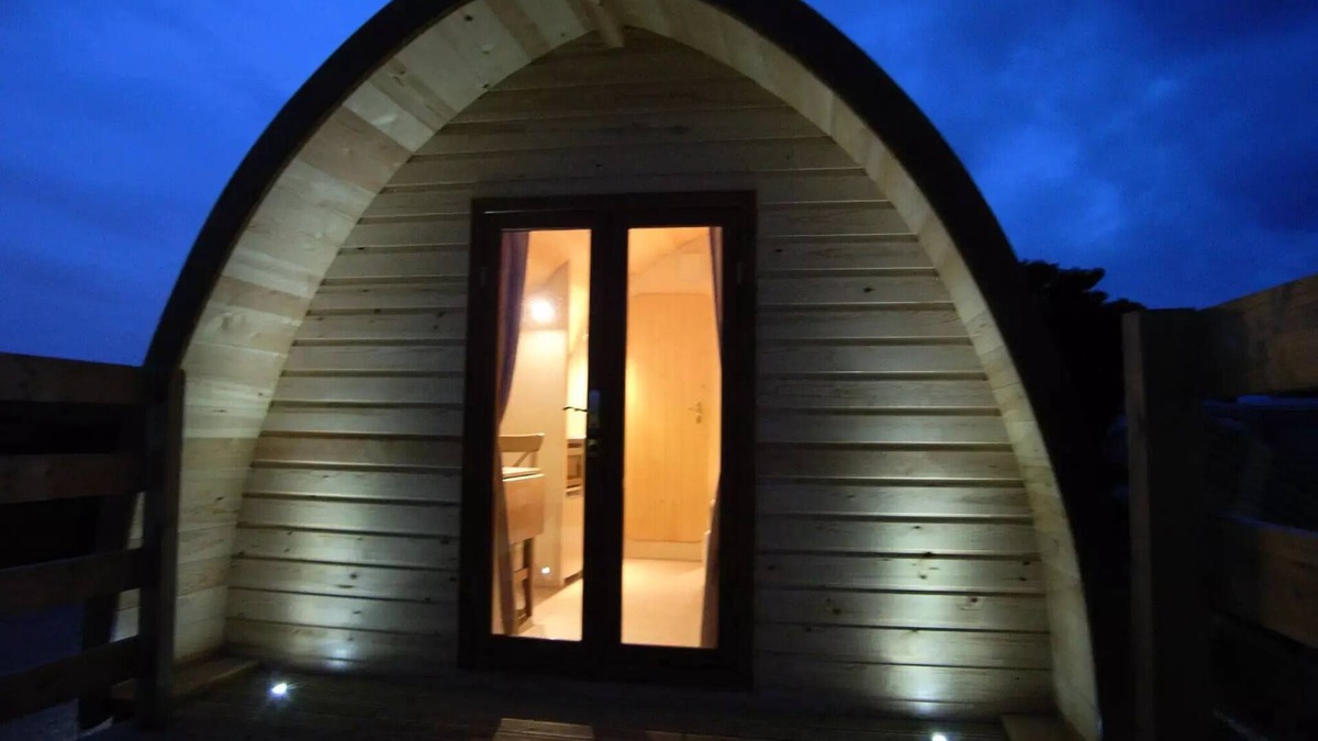 Chamberet House | La Cabane Forestière sleeps 4