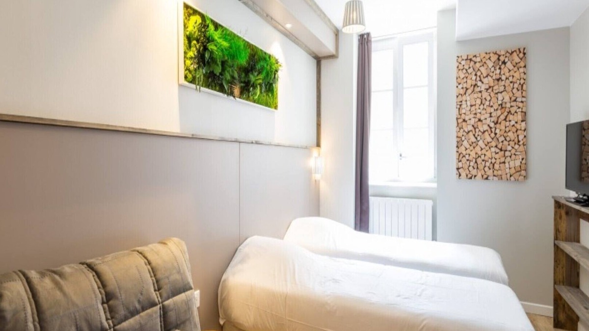 1st Arrondissement Apartment | LA CABANE - Wonderful flat near City Hall and Opera