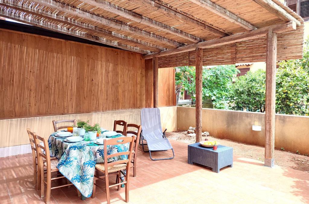 Castelluzzo House | La casa dei pesci dipinti