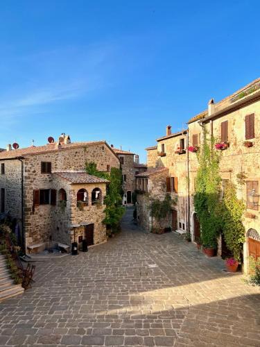 Montemerano Apartment | La Casa del Castello