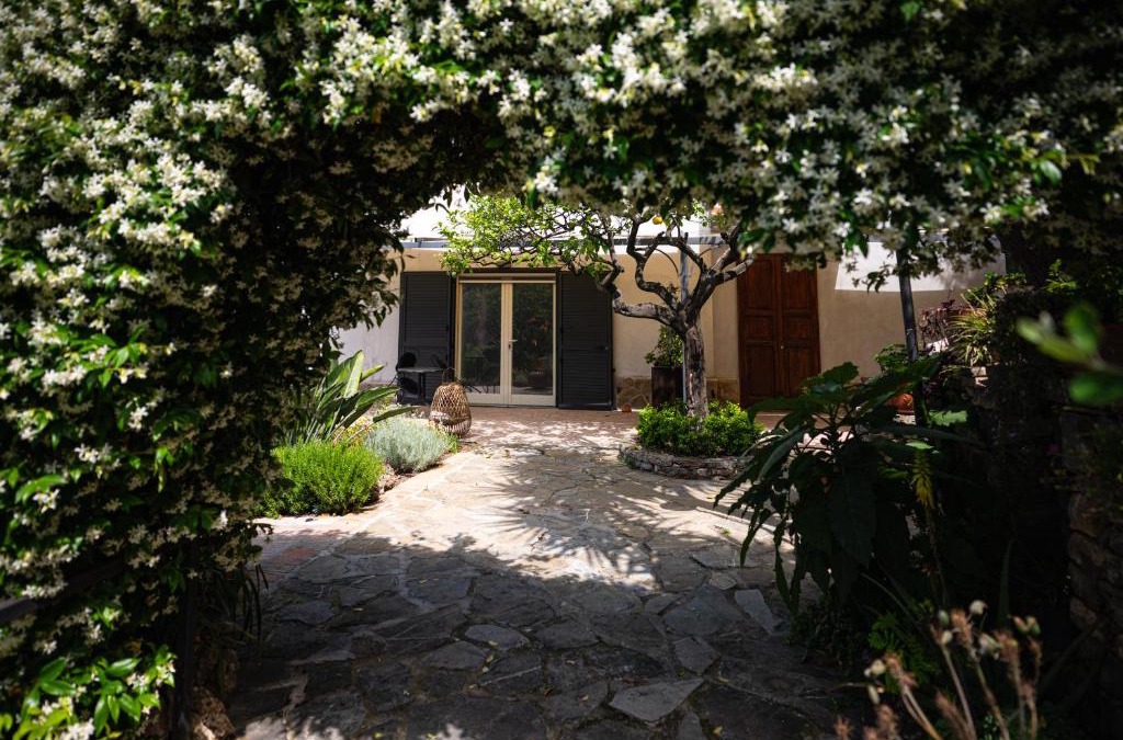 Marina di Pisciotta House | La casa del Maestro