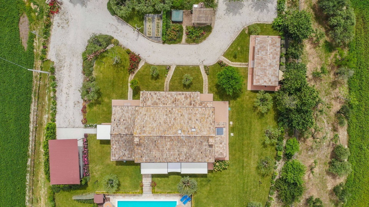 Orciano di Pesaro Apartment | La Casa in Campagna, 4 apartments with pool in Orciano, 20 minutes from the sea - apt. Il Padronale