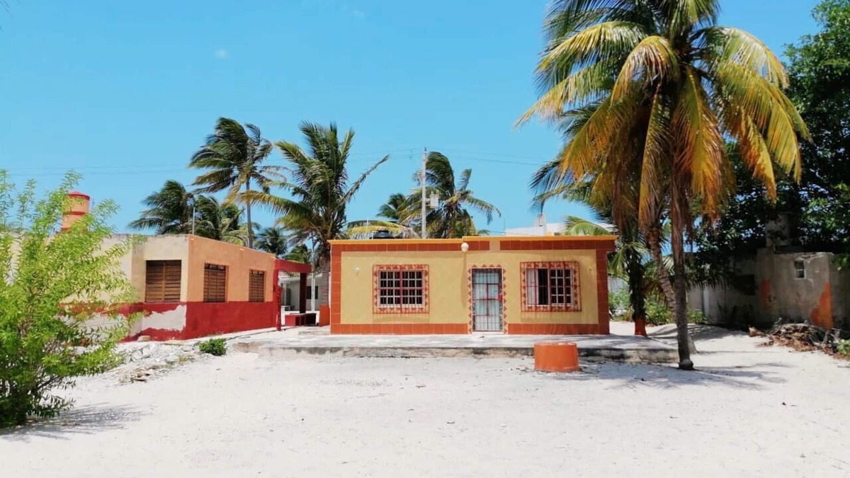 Chelem House | La casa naranja de chelem