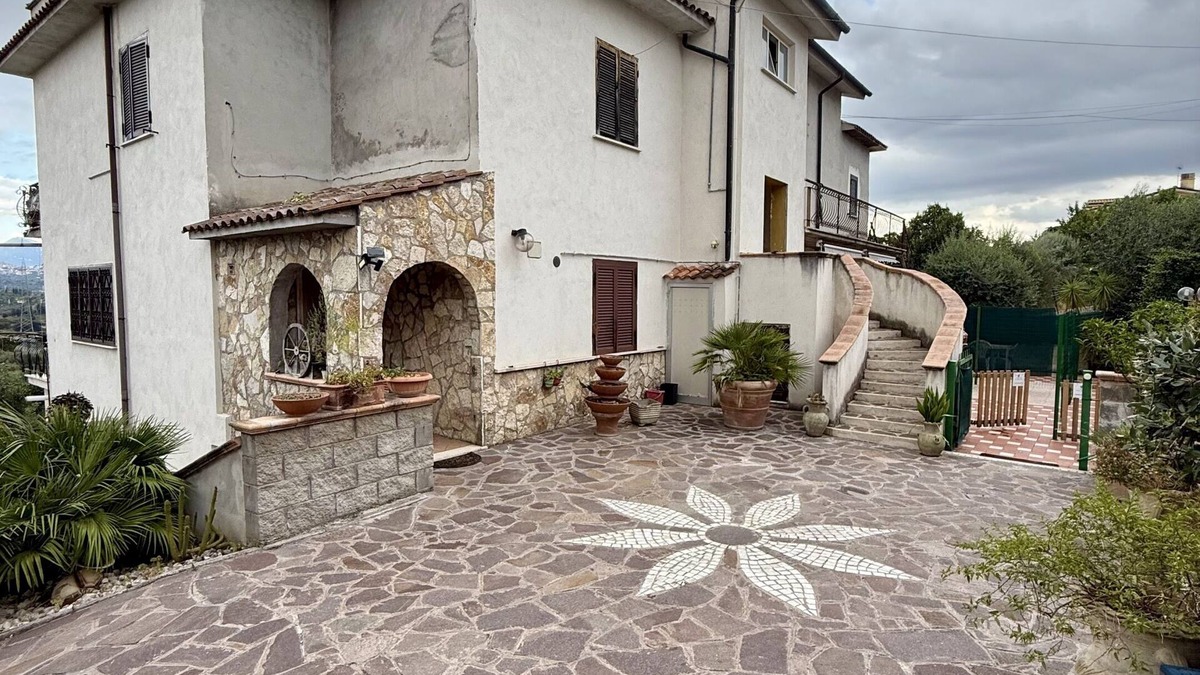 Fonte Nuova Apartment | La casa tra gli ulivi di Fonte Nuova 1