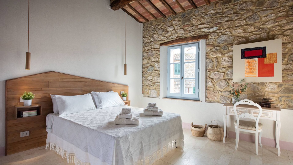 Montalcino Apartment | La Casetta di Nise - Charming Private spa in the Borgo