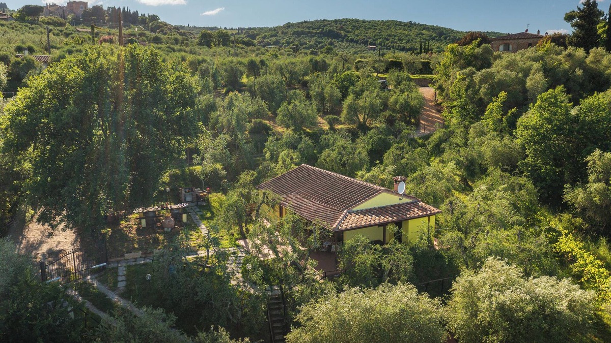 Sinalunga Villa | La Casina, private villa with A/C in Val di Chiana