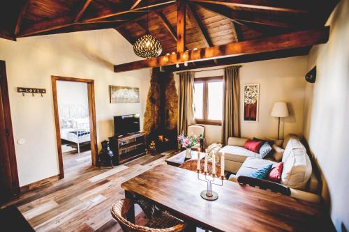 Las Hayas House | La Casita de Papel