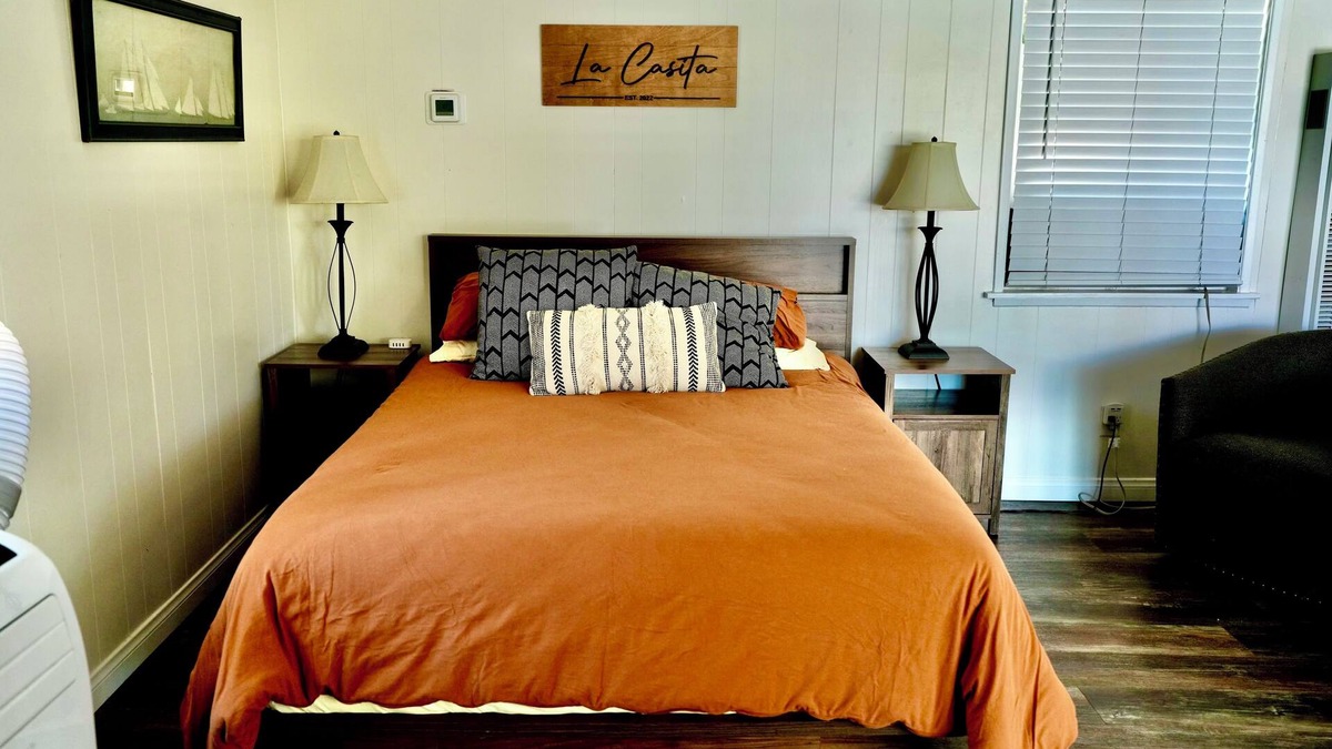 Lake Elsinore House | La Casita-Quiet & serene 1bedroom home in nature with AC & WIFI in Lake Elsinore