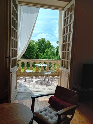 Puisseguin Bed & Breakfast | La chambre du Château de Puisseguin