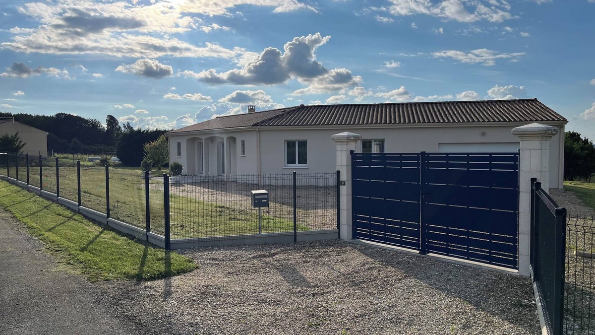 Brie-sous-Barbezieux House | La Chouette: new house, ideal for family vacations! Soothing view
