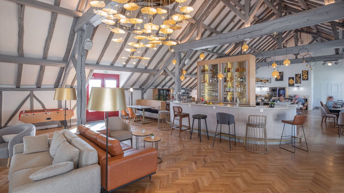 Maslives Hotel | La Clef des Chateaux