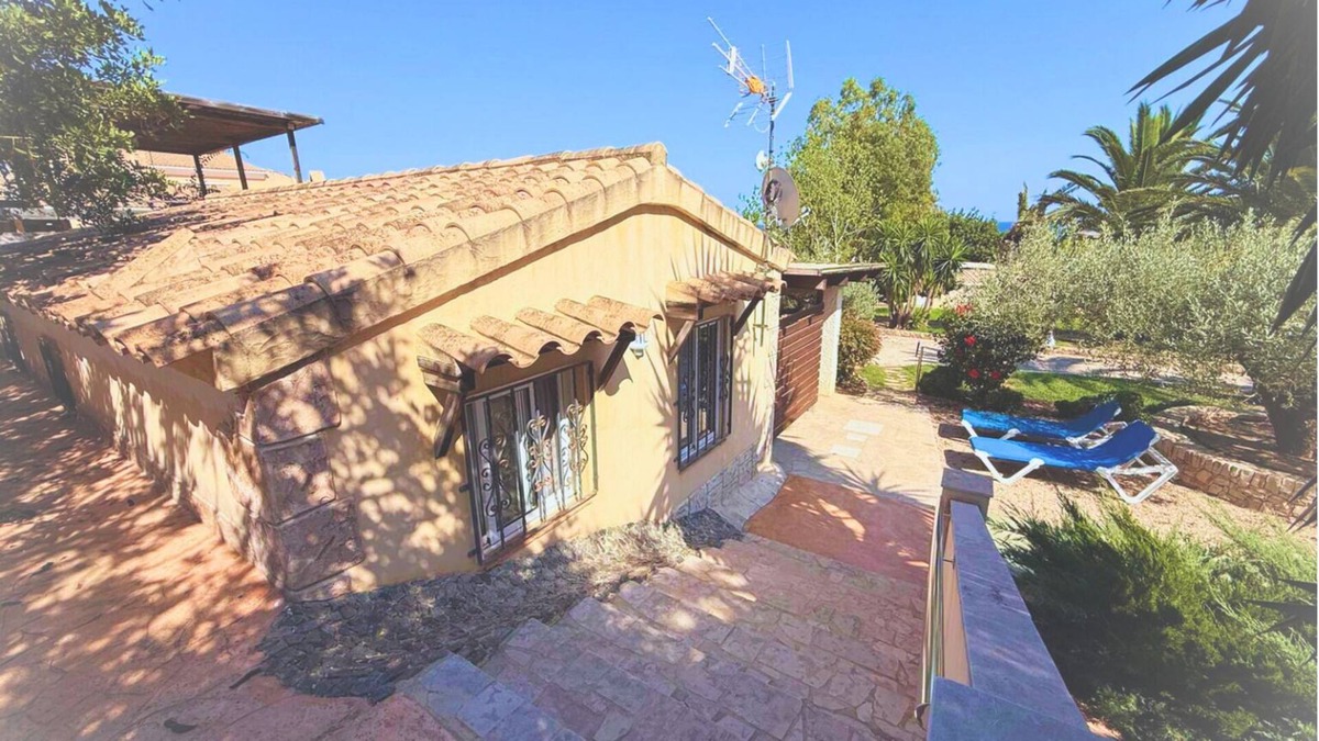 Costa Dorada House | La Cochera, delicious house near the sea