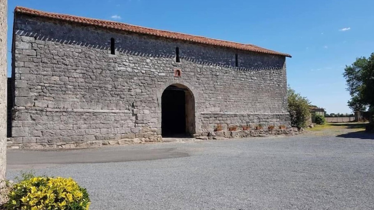 Mauleon House | La Commanderie maison 4 personnes 10 kms Puy du Fou
