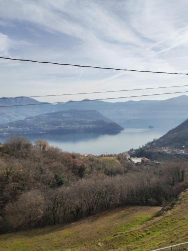 Tavernola House | La cornale