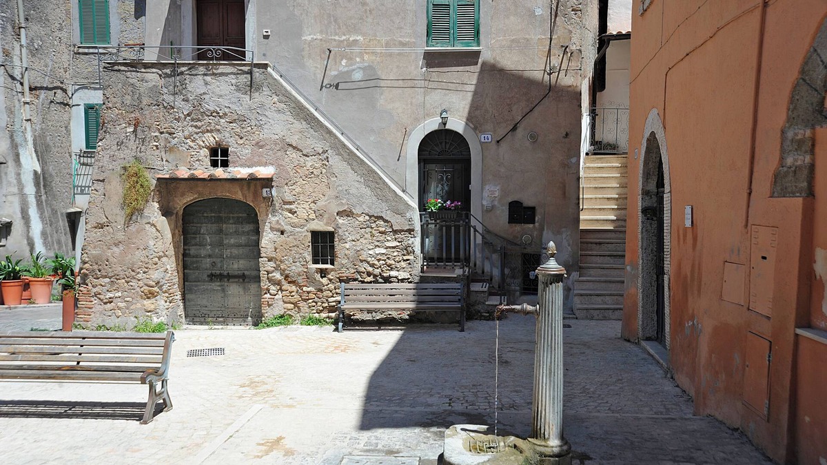 Tivoli Apartment | La Corte di GreSi - Holiday home in the heart of medieval Tivoli