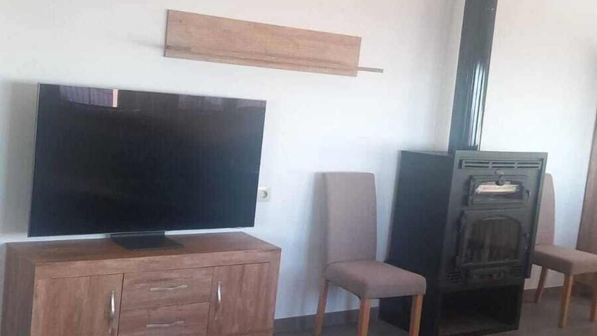 Murtas House | La Cruz Pintá House in Granada