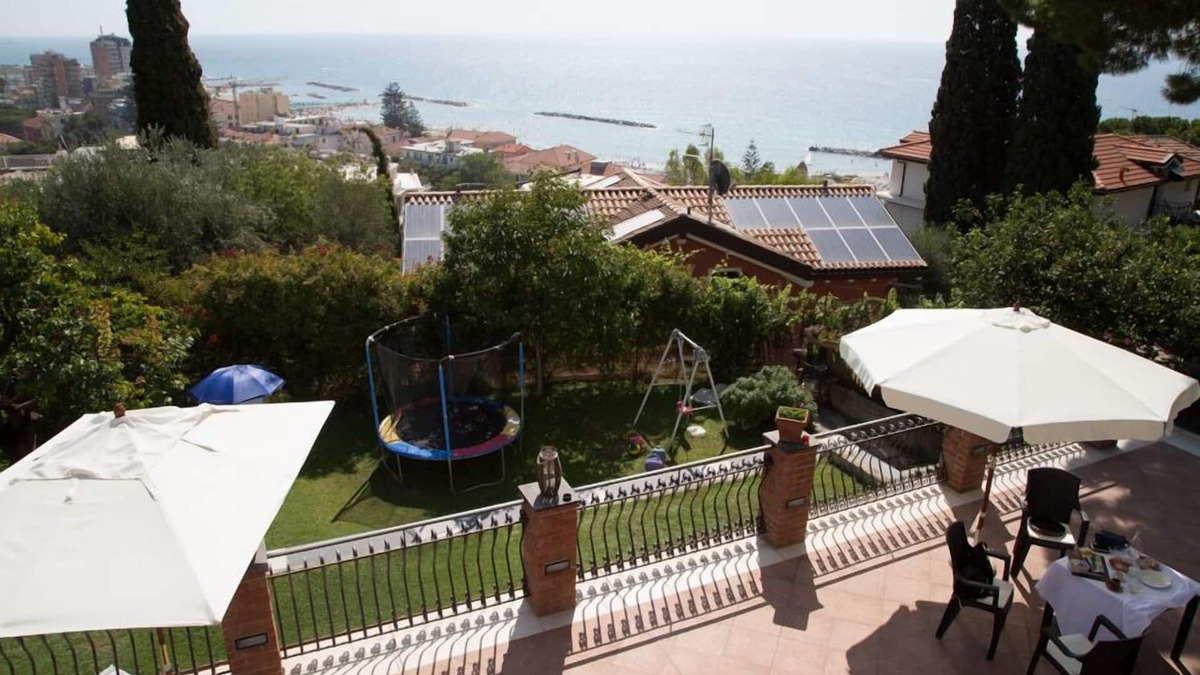 Arma di Taggia Bed & Breakfast | La Dolce Vita