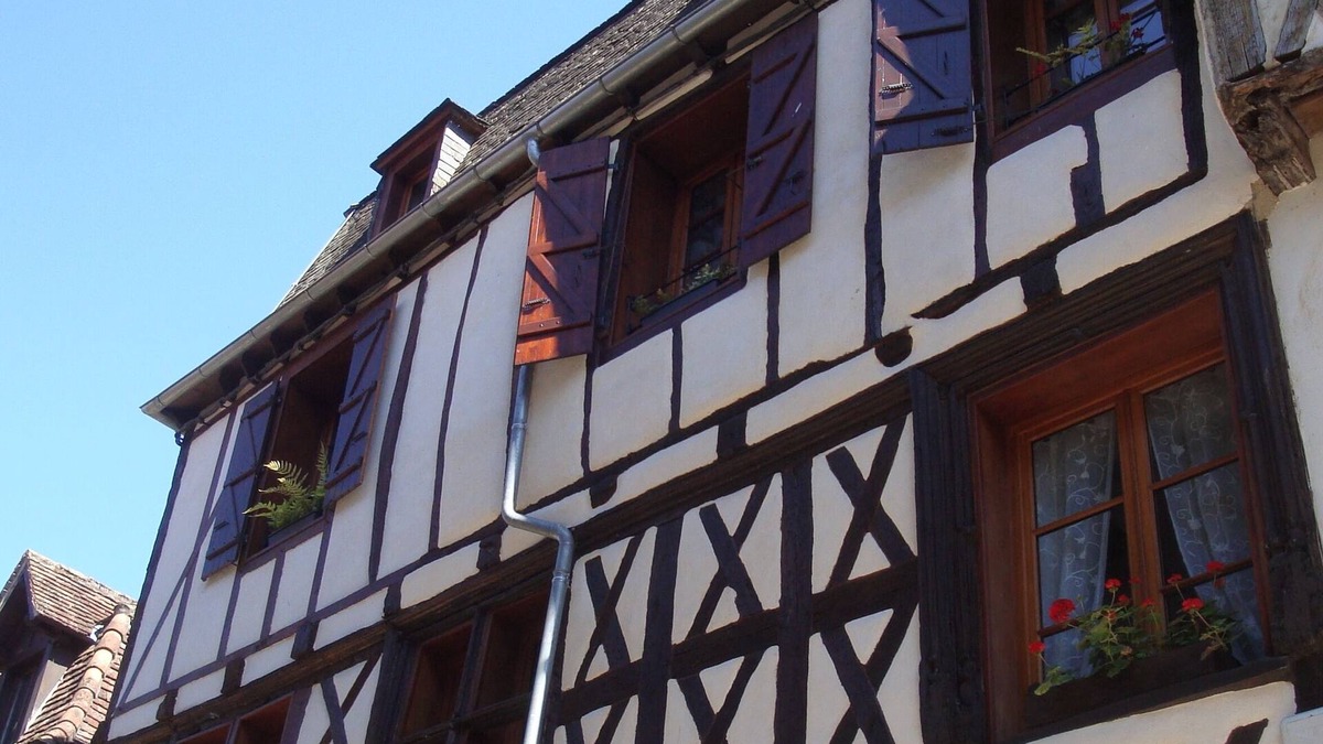 Beaulieu-sur-Dordogne Apartment | La Dordogne, charming apt. in centre of medieval village, easy walk to the river