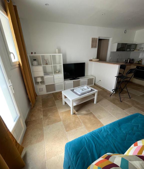 Village of Castellet Apartment | LA DOUCE