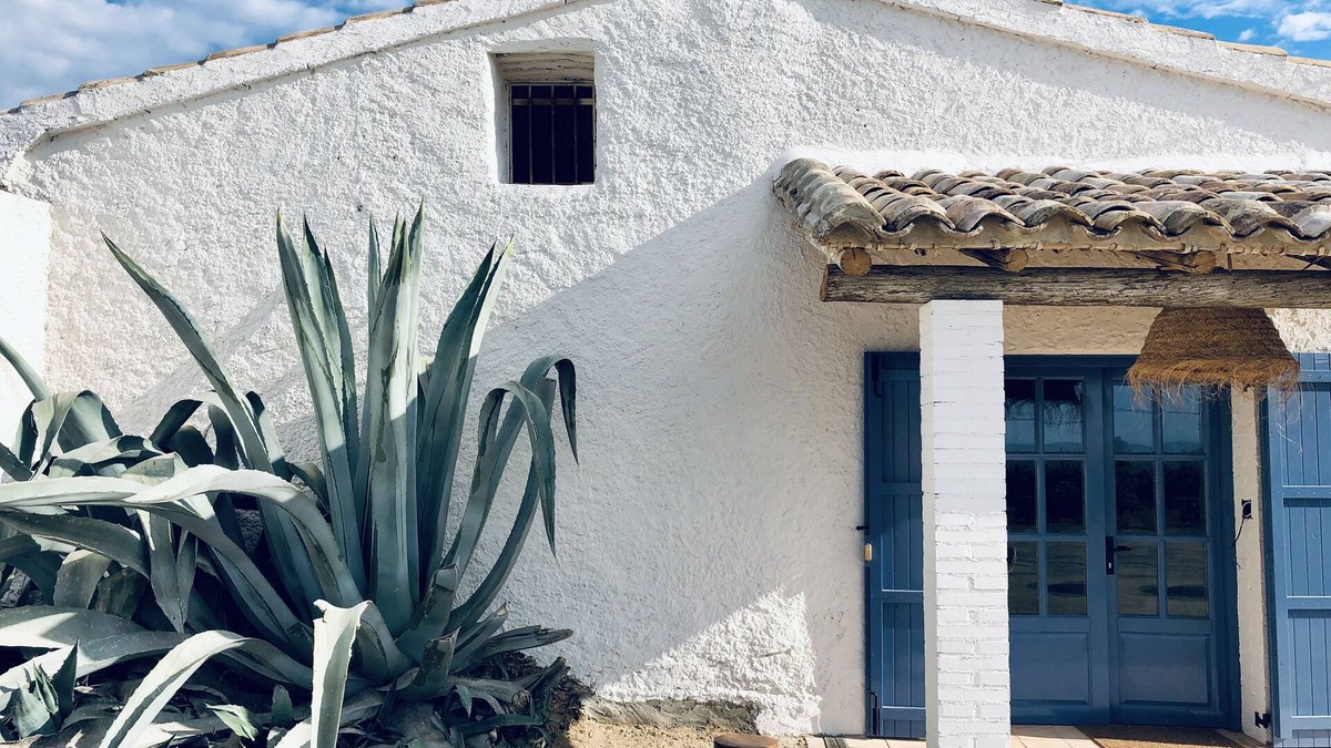 Albelda House | LA ERA Casa de Campo Exclusiva con Gran Finca