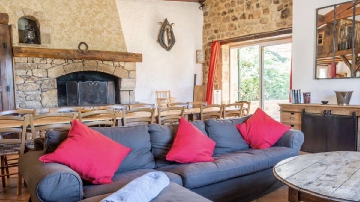 Ailhon House | La Feneire est un Gîte Situé Situé au Coeur de L'ardèche